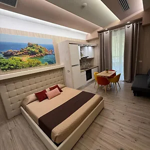 Th Luxury & Affittacamere Giardini Naxos
