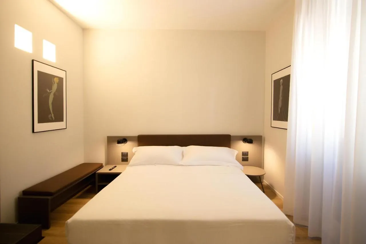 Alojamento de Acomodação e Pequeno-almoço Palazzo Bellocchi - Suites & Apartments Brindisi