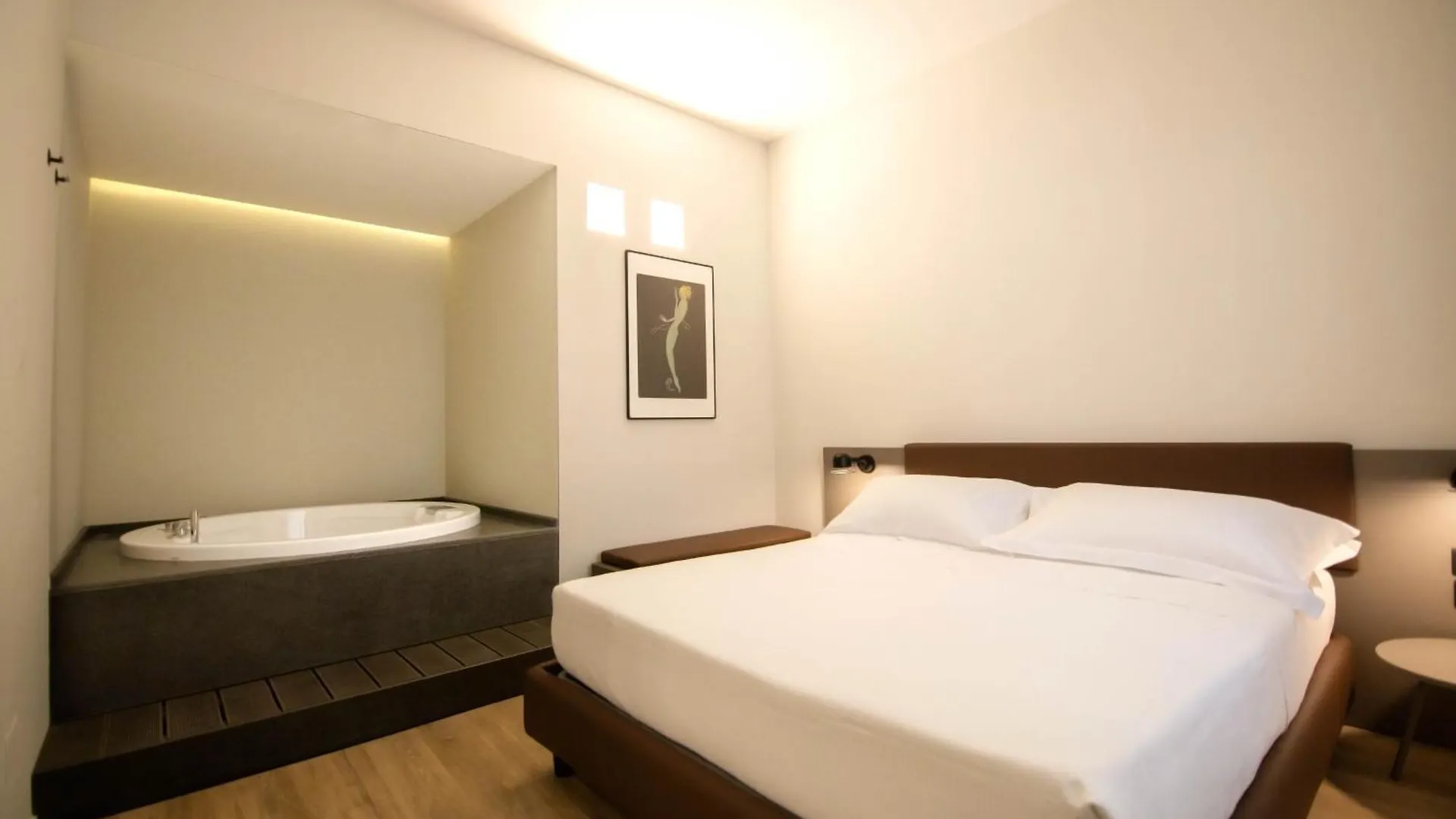 Alojamento de Acomodação e Pequeno-almoço Palazzo Bellocchi - Suites & Apartments Brindisi Itália